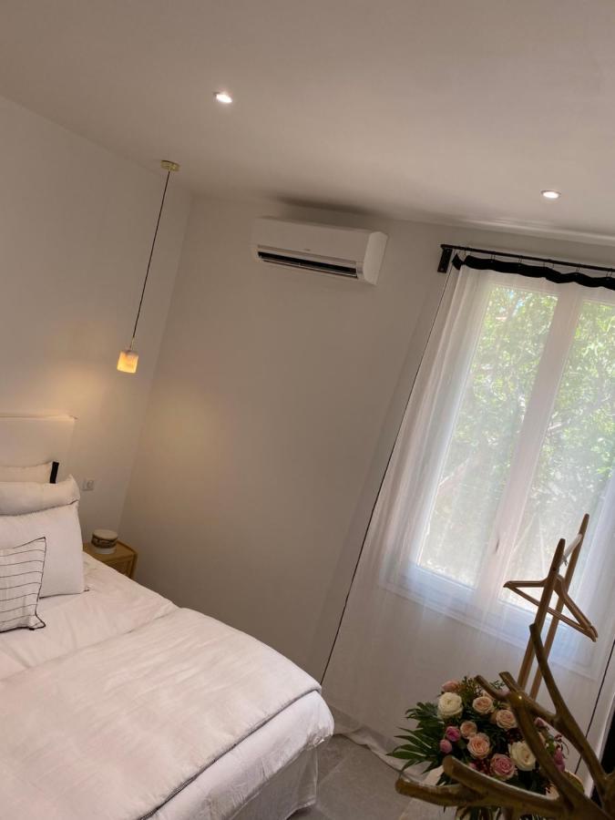 Petit Paradis A Sanary Avec Vue Mer Wifi Et Clim Luaran gambar