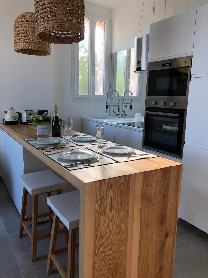 Petit Paradis A Sanary Avec Vue Mer Wifi Et Clim Luaran gambar